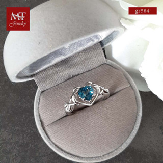 MT แหวนพลอยแท้ ลอนดอน บลูโทพาส ดีไซน์หัวใจ ตัวเรือนเงินแท้ชุบทองคำขาว Natural Heart Shape London Blue Topaz Solitaire Sterling Silver Heart Ring (gr584) ไซส์ : 52, 57 MT Jewelry (มณีธารา)