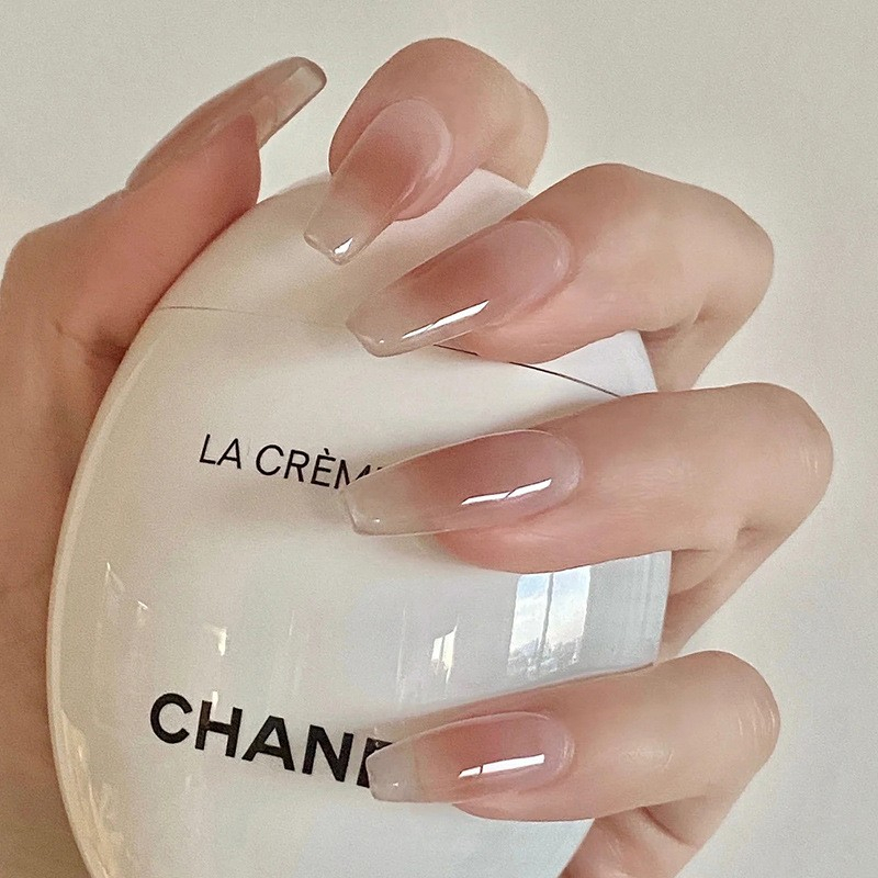 จัดส่งวันนี้ 【R565】เล็บปลอมสำเร็จรูป เล็บปลอมยาว กันน้ำ หลากหลายสไตล์ กล่องละ 24 ชิ้น