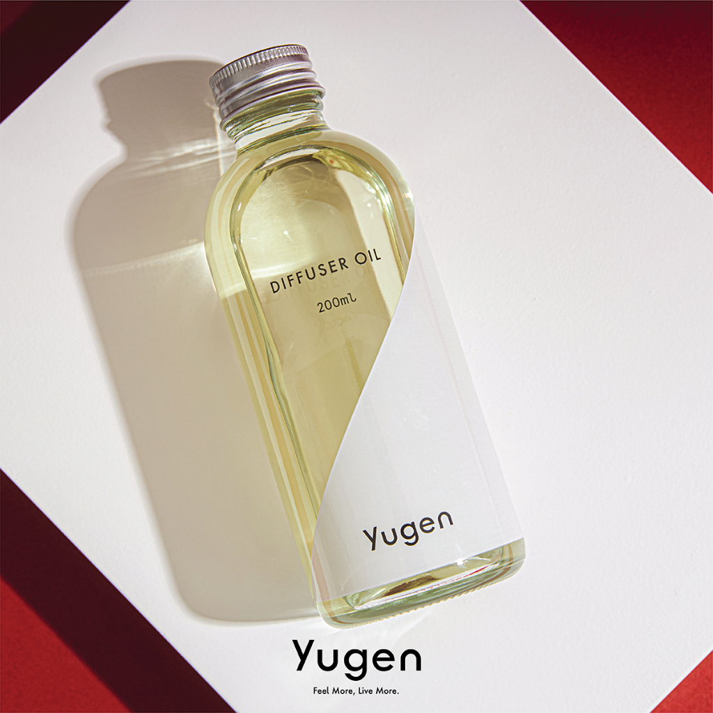 Yugen ผลิตภัณฑ์กระจายกลิ่นหอมแบบรีฟิล กลิ่นออร่า (Yugen - Diffuser oil 200 ml / Scent : Aura)