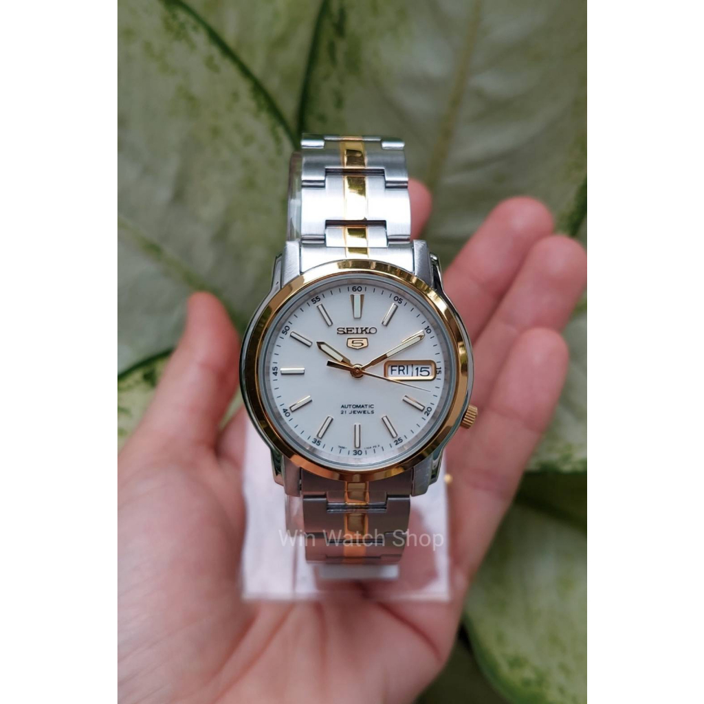 นาฬิกา Seiko Automatic รุ่น SNKL84k1 นาฬิกาผู้ชายสายแสตนเลส สองกษัตริย์ -หน้าปัดขาว เข็มทอง -ของแท้ 100% รับประกัน1ปี