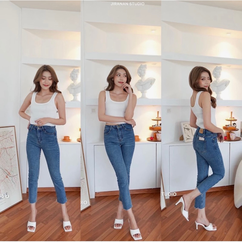 ส่งต่อกางเกงยีนส์ Jiranan Studio