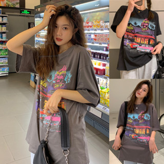 Korean🧧 เสื้อยืดคอกลมแขนสั้น สกรีนลายรถเก่าคลาสสิค 2 สี