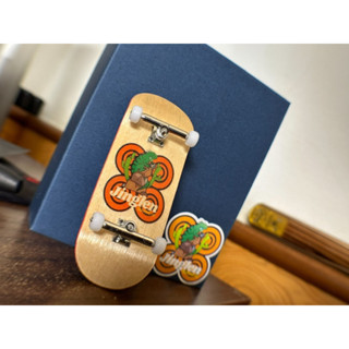 ฟิกเกอร์บอร์ดลายโลโก้ Jinglen Fingerboard ไม้เมเปิ้ล แผ่นอย่างเดียว