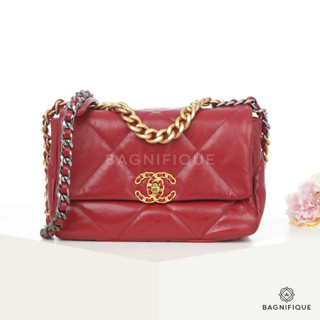 CHANEL FLAP 19 26 RED LAMB SGHW