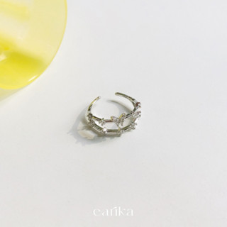 (กรอกโค้ด GG24P ลด 65.-) earika.earrings - two layer buttie ring แหวนสองเลเยอร์จี้ผีเสื้อเงินแท้ ฟรีไซส์ปรับขนาดได้