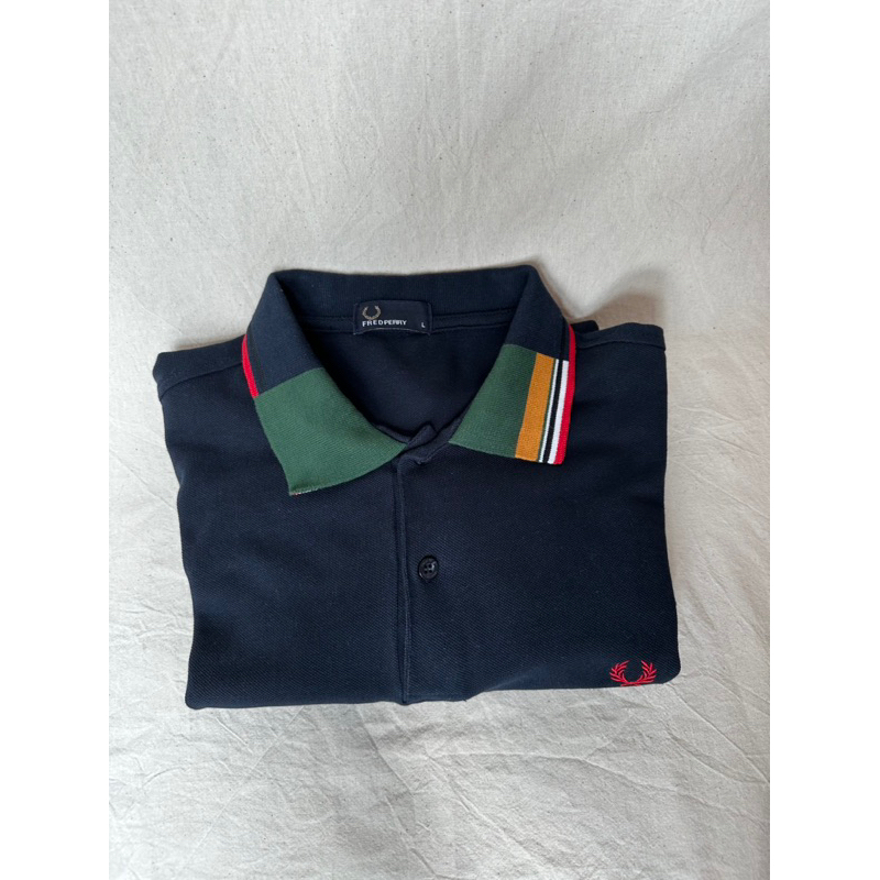 เสื้อ Fred Perry สีกรม ของแท้มือสอง