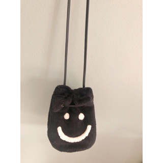 กระเป๋าสะพายขนนิ่มSmiley