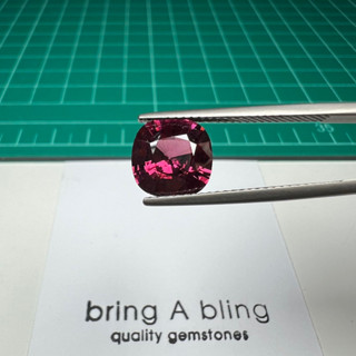 โกเมน สีม่วงแดง 3.2 ct โรโดไลท์กาเน็ต (rhodolite, pyrope garnet) Top quality! สีสด ไฟดี สะอาดไร้ตำหนิ