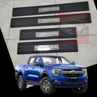 ชายบันได พลาสติก กันรอยบันได สีดำด้านมีโลโก้ รุ่น4ประตู FORD RANGER NEXT GEN 2022 2023 และ RANGER 12-21 รถ 4 ประตู