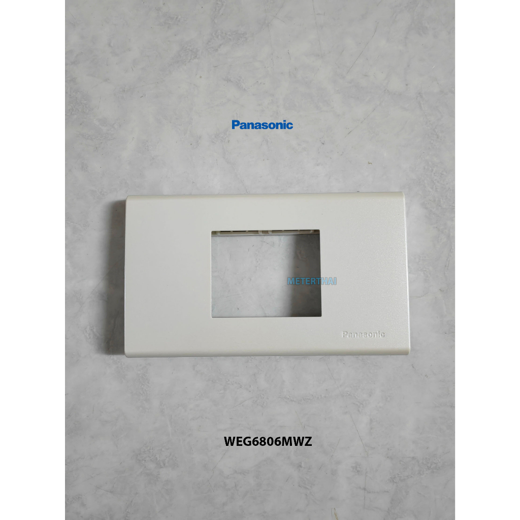 Panasonic หน้ากาก 2 ช่องกลาง WEG68029MWZ หน้ากากdimmer (MWZ) สีขาวมุก