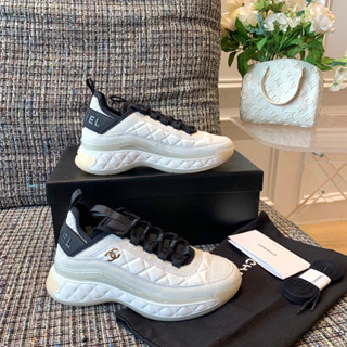 พรี​ ราคา4600 Chanel หนังวัว Sneakers  รองเท้ากีฬา35-39