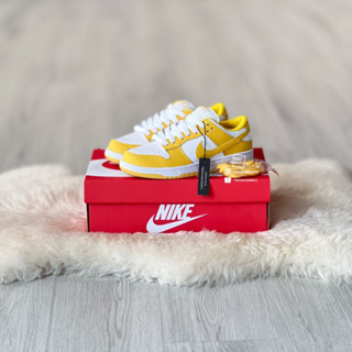 Dunk Low "Yellow"  🌼