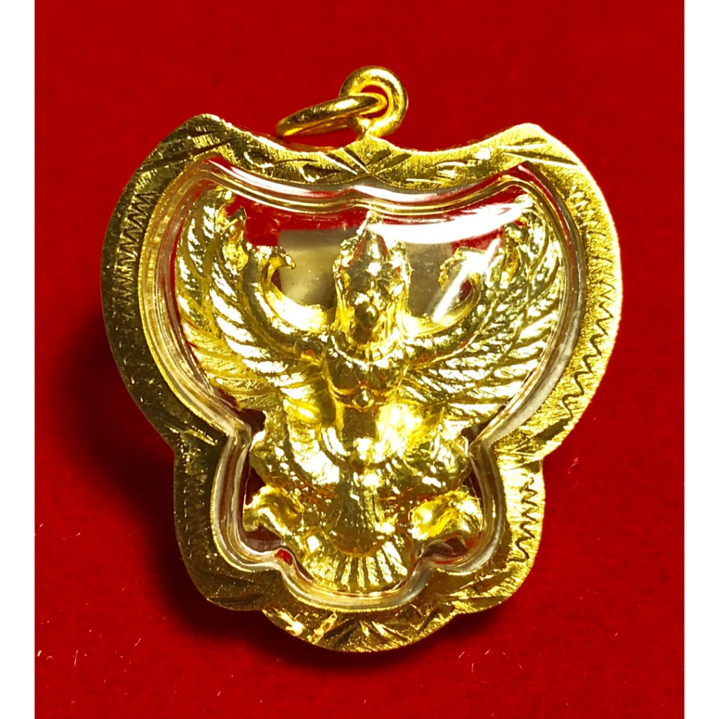 จี้ครุฑ พญาครุฑ หลวงปู่เส็ง วัดบางนา สีทอง ขนาด 2.5X3.5 ซม. เลี่ยม กรอบพระ ทองไมครอน เหรียญครุฑ