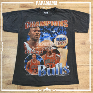 [CHICAGO BULLS ] NBA WORLD CHAMPIONS  1996  ผ้าร้อย ฟอกนุ่ม เฟดพิเศษ เสื้อวินเทจ เสื้อบาส จอร์แดน papamama vintage shirt