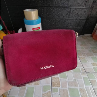 พร้อมส่ง กระเป๋าสะพายข้าง สีแดงเข้ม หนังกลับ MAX&amp;CO สายยาวหนังสลับโซ่