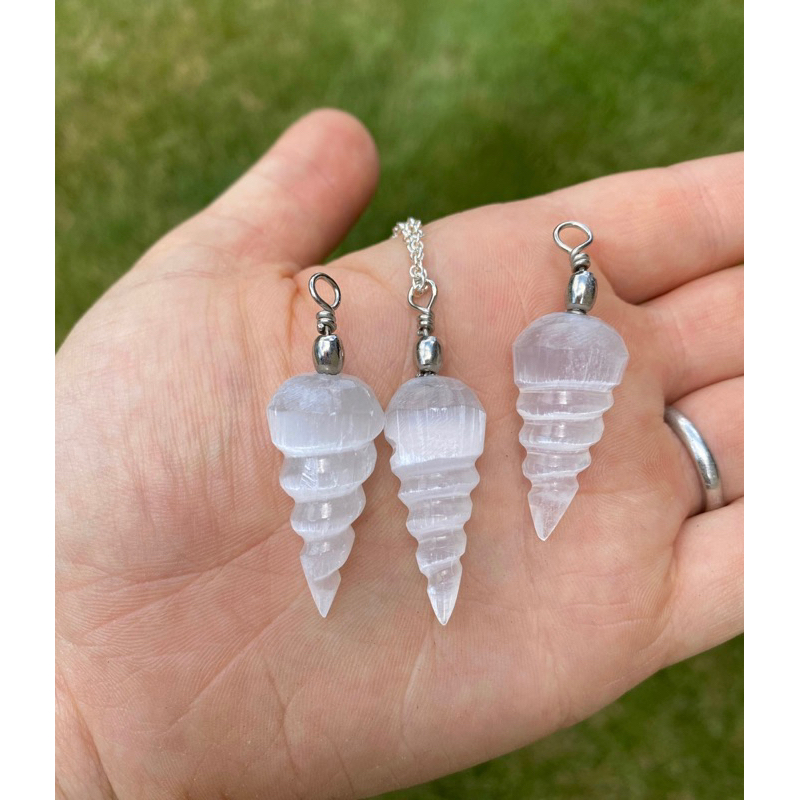 1 Pc Raw Selenite Necklace Spiral - Unicorn Selenite Pendant - selenite jewelry - selenite crystal -