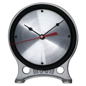 Limited Edition 5" MOON Tank Clock (นาฬิกา)