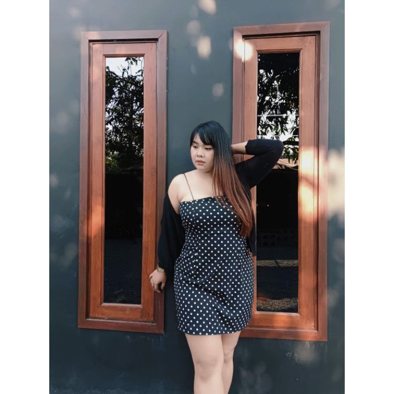 เดรสลายจุดสายเดี่ยวงานซิปซ่อนด้านหลัง​ ทรงสวยเป๊ะแน่นอนจ้า​แพท​เทริน์​สาวอวบแท้​