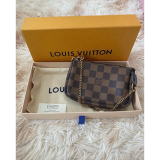 กระเป๋า LV MINI POCHETTE