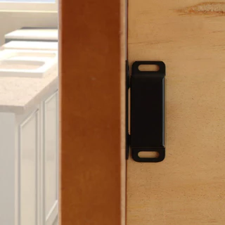 แม่เหล็ก แม่เหล็กประตู Door magnet แม่เหล็กติดประตู แม่เหล็กติดบานประตู สีดำ เงิน