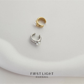 First Light Morning : Pearlita Cuff ต่างหู ต่างหูหนีบประดับมุก