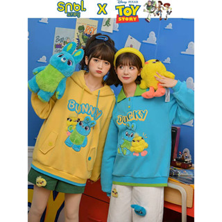 Snbl x Toy Story เสื้อแขนยาว เสื้อฮู้ดบันนี่ บัคกี้ ทอยสตอรี่ ลิขสิทธิ์แท้