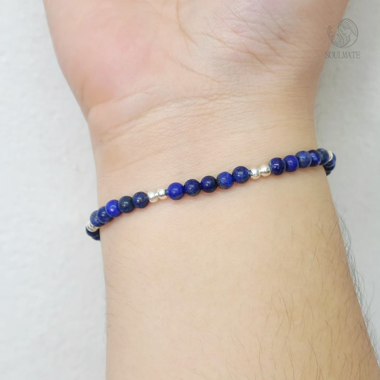 กำไลหินลาพิสลาซูลี Lapis lazuli 4 mm. เสริมสร้างสติปัญญา การเรียน/สอบ ความหยั่งรู้ กำไลหินแท้ กำไลหินเสริมดวง