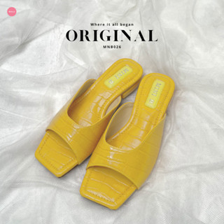 MiniB "ORIGINAL" #mnb026 - รองเท้าแตะเก็บทรงเท้า ลายปั๊ม (สีเหลือง)