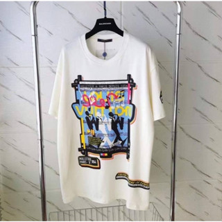 LOUIS VUITTON LV JAZZ FLYER MALLETIER 1854 T-SHIRT เสื้อยืดคอกลมแขนสั้น แบรนด์หลุยส์วิตตอง