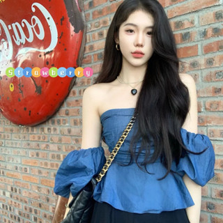 🐳พร้อมส่ง🐳เสื้อเปิดไหล่ เสื้อครอปแขนพอง ผ้าร่องน่ารัก sexy lady เรียบหรู เริ่ดมาก เสื้อเปิดไหล่ เสื้อปาดไหล่ ชุดไปทะเล