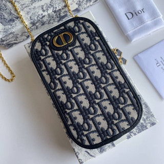 กระเป๋า Dior Montaigne Phone Holder (Ori) size 18x10.5x2.5cm.