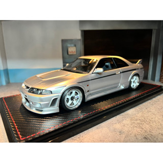 Ignition Model IG2251 1:18 Nismo R33 GT-R 400R Silver With Mr. Matsuda