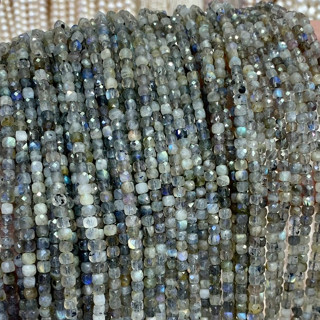 ลาบาโดไลท์ Labradorite ทรงลูกบาศก์ เจียผิว ขนาดประมาณ 4*4 mm