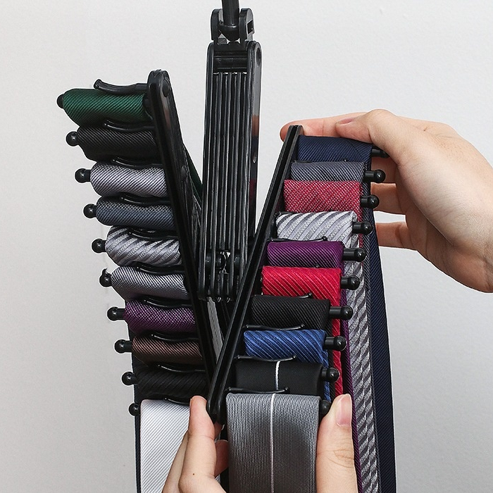 【RABITO สินค้าดี】KM1061 ไม้แขวนเสื้อไม้20 ช่อง สําหรับแขวน ผ้าพันคอ เข็มขัด เนคไท อุปกรณ์เสริม หมุนได้360 ° - รูปที่ 4