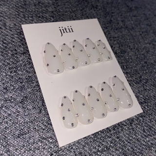 jitii - white (เล็บเจลสั่งทำเลือกทรง-ไซส์ได้ค่า)
