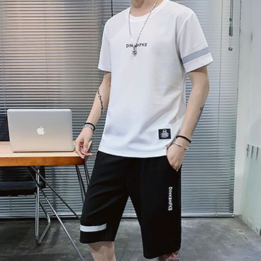 ชุดกีฬาผู้ชายฤดูร้อนใหม่แห้งเร็วลำลองผู้ชายแขนสั้นกางเกงขาสั้นชุดผ้าไหมน้ำแข็ง