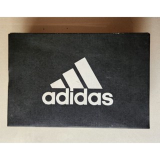 กล่องรองเท้า adidas / shoe box