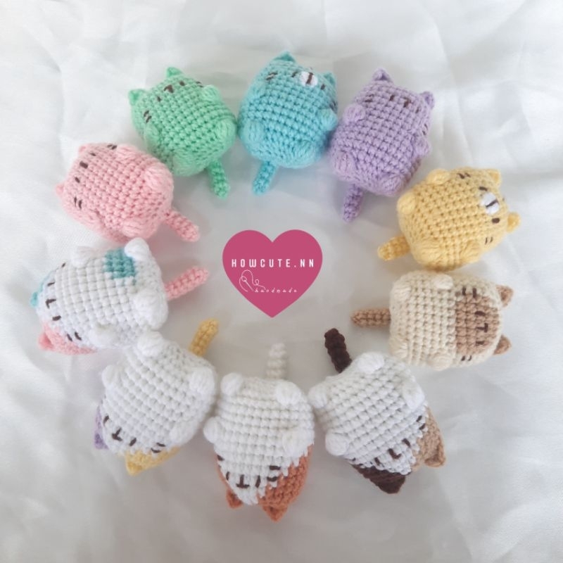 พวงกุญแจแมวไอติม ตุ๊กตาโครเชต์ ของขวัญhandmade อ่านรายละเอียดก่อนสั่ง