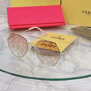 แว่นตากันแดด Fendi พร้อมส่งค่ะ Original