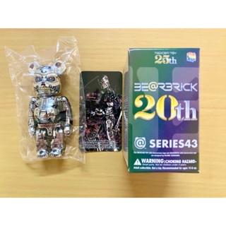 ฟิกเกอร์ bearbrick 100% Series 43 : Terminator 2 Judgment Day (มีการ์ด+กล่องครบ) ของญี่ปุ่นแท้💯 (งาน Medicom toy)