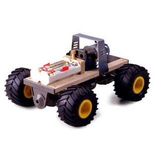 Tamiya 70113 : 4WD Chassis Kit.