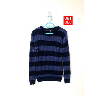 เสื้อ Uniqlo สเวตเตอร์ คอกลม ไหมพรม ลายถักใหญ่ สวยๆ มือสอง สภาพใหม่ ดูดี