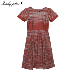 Lady Plus เดรสแขนสั้นพิมพ์ลาย | Print Dress with Short Sleeves ชุดเดรส สีแดง