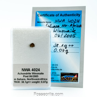 อุกกาบาต หิน  NWA 4024 Meteorite ชนิด Achondrite ชิ้นเล็ก พร้อมใบรับรอง จาก Germany #1 หนัก 0.07 กรัม