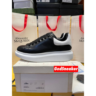 [ พร้อมส่ง ] M-cqueen Oversized " Black White " Size 36 - 45 [ ORI ]