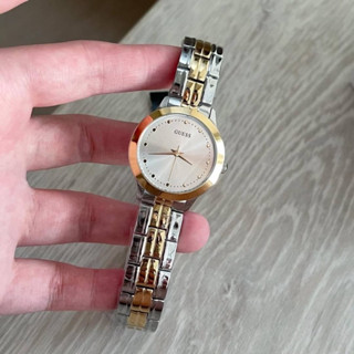 (ผ่อน0%) นาฬิกาสแตนเลส Guess twotone petite watch หน้สปัดกลม 30 mm สีทูโทนเงิน ทอง