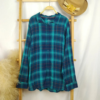 เสื้อสาวอวบ ลายสก็อตโทนเขียว​ สีสวย