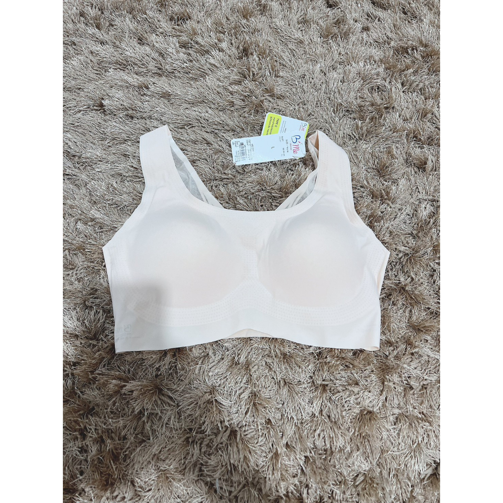 เสื้อชั้นใน สีเนื้อและดำ บราไร้ตะขอ SPORT BRA ฺB'ME BY WACOAL