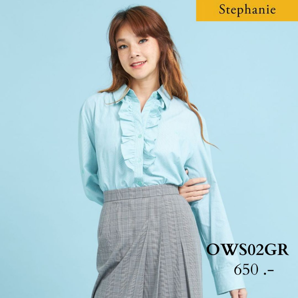 Stephanie เสื้อมีปก แขนยาว ลายทางสีเขียวมีระบายด้านหน้า OWS02GR