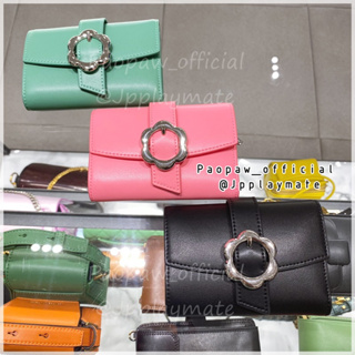 กระเป๋าสตางค์ Charles &amp; Keith รุ่น Petra Flower Buckle Wallet  : CK6-10701291 แท้จากชอป พร้อมกล่อง และถุงกระดาษ